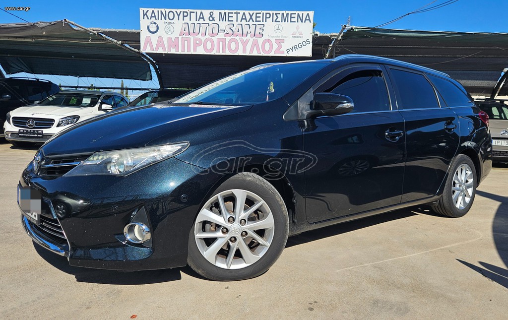 Toyota Auris 2013 Touring SPORT* NAVI * FULL EXTRA