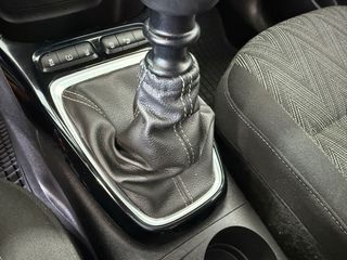 Opel Crossland X 2020-thumb-23