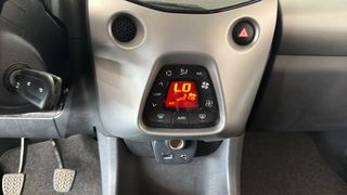 Citroen C1 2018 Feel Touchscreen / 6 Χρόνια Δωρεάν Service-thumb-40