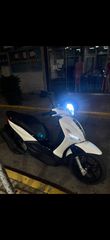 Piaggio Beverly 350 2021-thumb-3