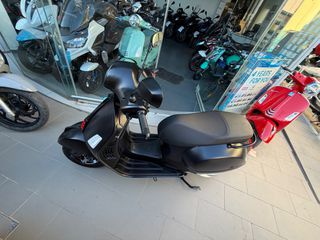 Vespa GTS Super Sport 310 2026-thumb-1