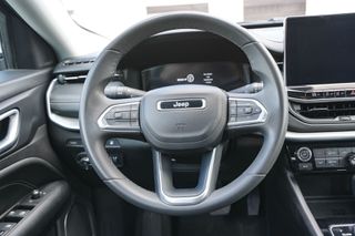 Jeep Compass 2023 4xe Limited 4x4-thumb-13