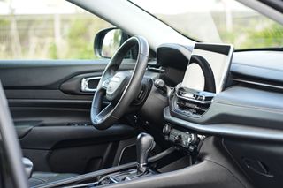 Jeep Compass 2023 4xe Limited 4x4-thumb-15