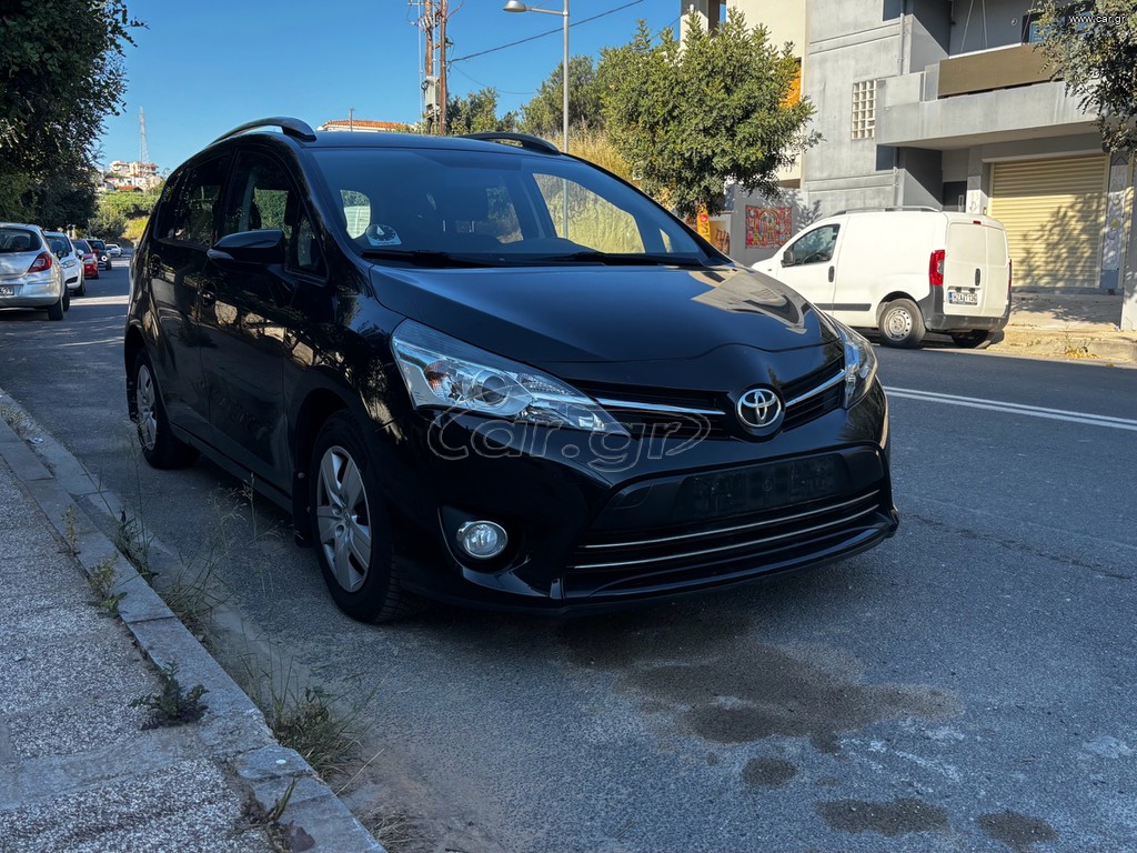 Toyota Verso-S 2015 2.0 D4D Επαγγελματικό 5θεσιο