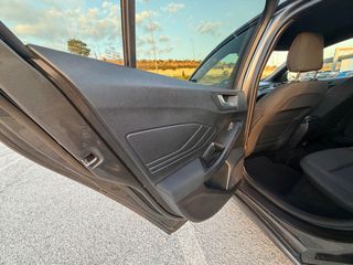 Ford Focus 2018 1.5_TDCi_EcoBlue_ST-LINE-thumb-60