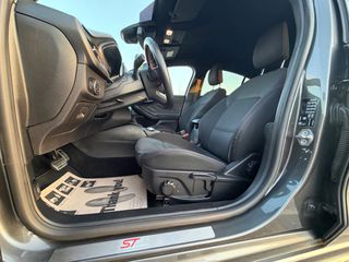 Ford Focus 2018 1.5_TDCi_EcoBlue_ST-LINE-thumb-49