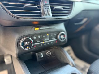 Ford Focus 2018 1.5_TDCi_EcoBlue_ST-LINE-thumb-55