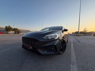 Ford Focus 2018 1.5_TDCi_EcoBlue_ST-LINE-thumb-11