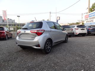 Toyota Yaris 2018-thumb-8
