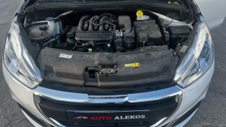 Peugeot 208 2019-thumb-16