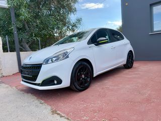 Peugeot 208 2015 1.2 VTi Urban Soul