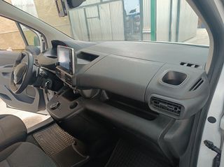 Φορτηγό Έως 7.5τ Peugeot 2020 PARTNER-ΑΥΤΟΜΑΤΟ-F1-ΤΡΙΘΕΣΙΟ-130 hp-NAVI-EURO 6D !*-thumb-62