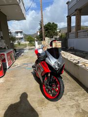 Suzuki GSX-R 1000 2008 K8-thumb-1