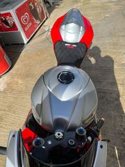 Suzuki GSX-R 1000 2008 K8-thumb-6