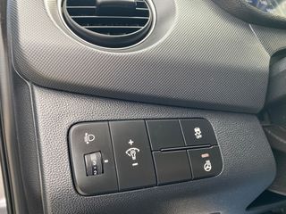 Hyundai i 10 2019 *NAVI*CLIMA*87PS-thumb-21