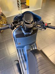 Piaggio GTS 300 2025 officina 8 gtv 310-thumb-8