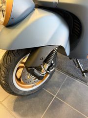 Piaggio GTS 300 2025 officina 8 gtv 310-thumb-10