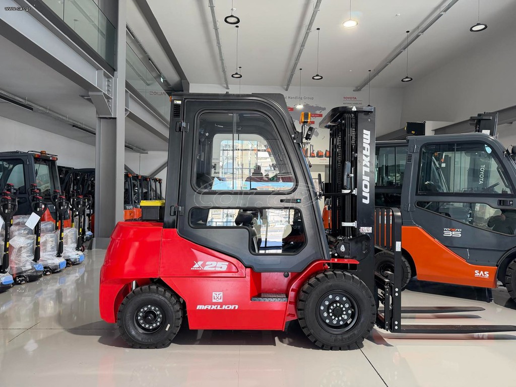 Maxlion 2026 FD25-Y3 (Kubota Engine) with Cabin