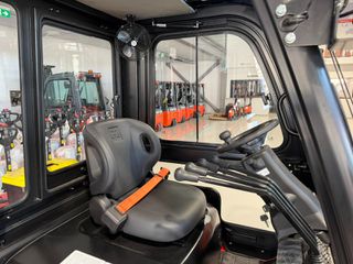 Maxlion 2026 FD25-Y3 (Kubota Engine) with Cabin-thumb-3