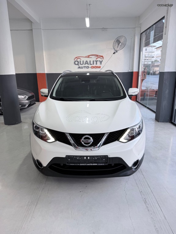 Nissan Qashqai 2017 TEKNA PANORAMA NAVI CAMERA 360