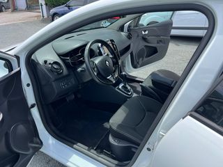 Renault Clio 2015 1.2  120ps Automatic-thumb-10