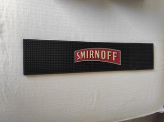 Συλλεκτικό λαστιχένιο χαλάκι μπαρ (Bar Mat / Spill Runner) Smirnoff Vodka