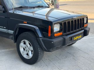 Jeep Cherokee 2001-thumb-3