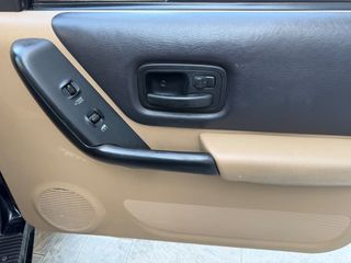Jeep Cherokee 2001-thumb-29