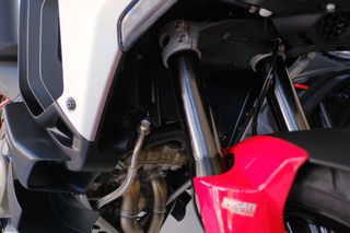Ducati Multistrada V4 2024 ducati v4-thumb-8
