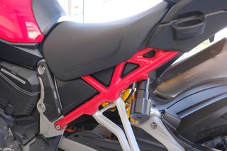 Ducati Multistrada V4 2024 ducati v4-thumb-23