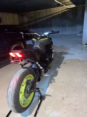 Yamaha MT-09 2018-thumb-1
