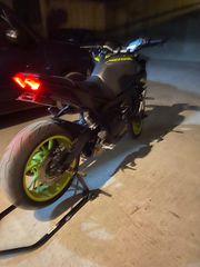 Yamaha MT-09 2018-thumb-2