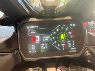 Ducati Multistrada V4 S 2025-thumb-3