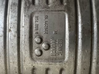 BMW F40-thumb-1