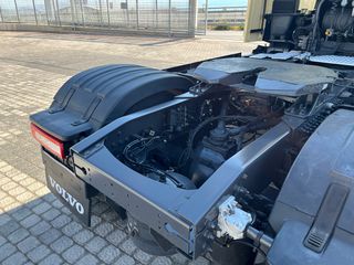 Volvo 2014 FH-13-460 XL  EURO 6-thumb-14