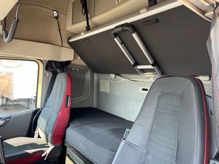 Volvo 2014 FH-13-460 XL  EURO 6-thumb-24