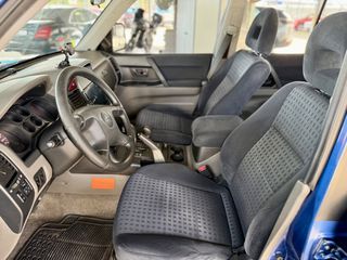 Mitsubishi Pajero 2000 3.5 GDI ELEGANCE AUTOMATIC-thumb-6
