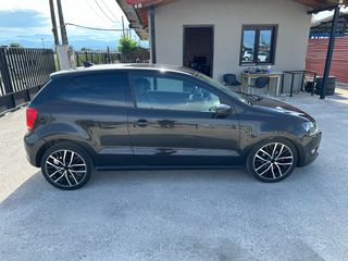 Volkswagen Polo 2014-thumb-8