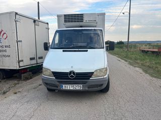Ψυγείο Mercedes-Benz 2003 Sprinter 311