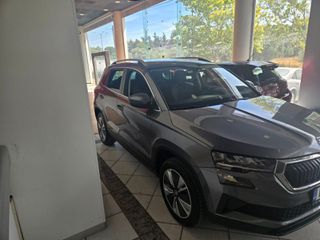 Skoda Karoq 2022 FULL-thumb-1