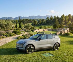Volvo EX30 2024 Extended Range plus