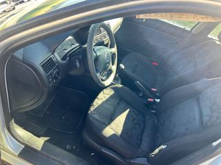 Volkswagen Bora 2001-thumb-3