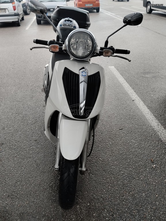 Piaggio Carnaby 300 2013