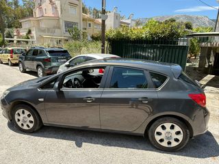 Opel Astra 2014 GTC 1.4 16V