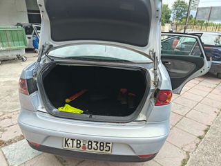 Seat Cordoba 2004-thumb-4