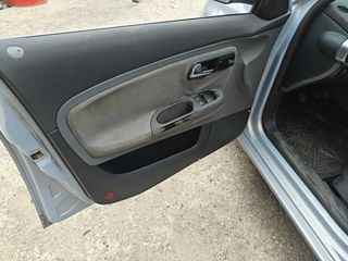 Seat Cordoba 2004-thumb-6