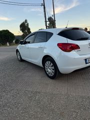 Opel Astra 2012 1.7 DIESEL CDTI-thumb-6