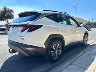 Hyundai Tucson 2023 AWD 4X4 1.6 CRDi 136Hp Mild Hybrid DCT-7-thumb-3