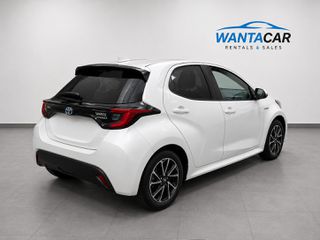Toyota Yaris 2020 1.5 Hybrid e-CVT-thumb-4