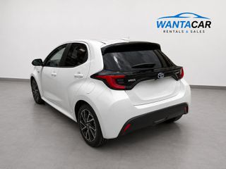 Toyota Yaris 2020 1.5 Hybrid e-CVT-thumb-6